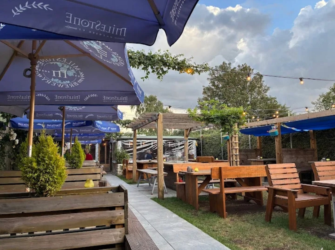 Christmas Wreath Making Workshop - Milestone Brewery